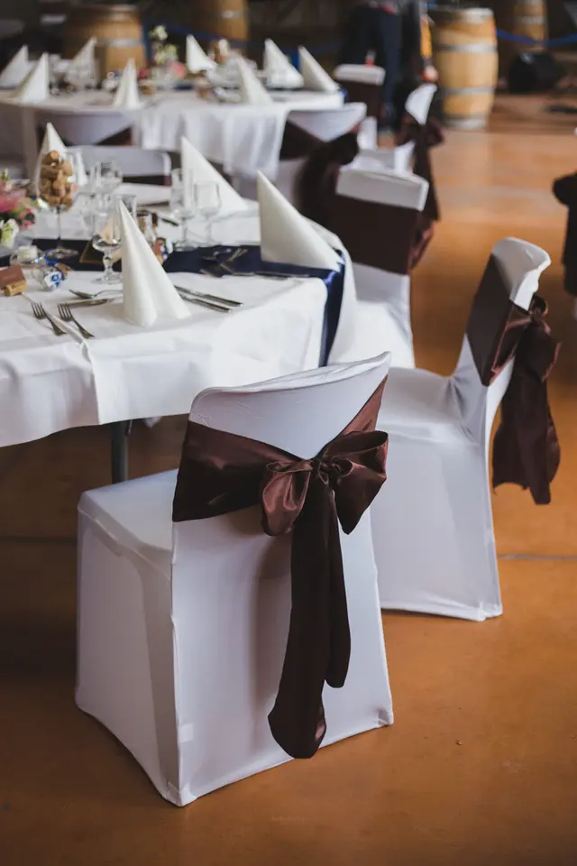 MARIAGE-AUDE-SOPHIE-BACHERE-PHOTOS-126 Décoration de la salle de réception du Château Grand Moulin à Lézignan Corbières
