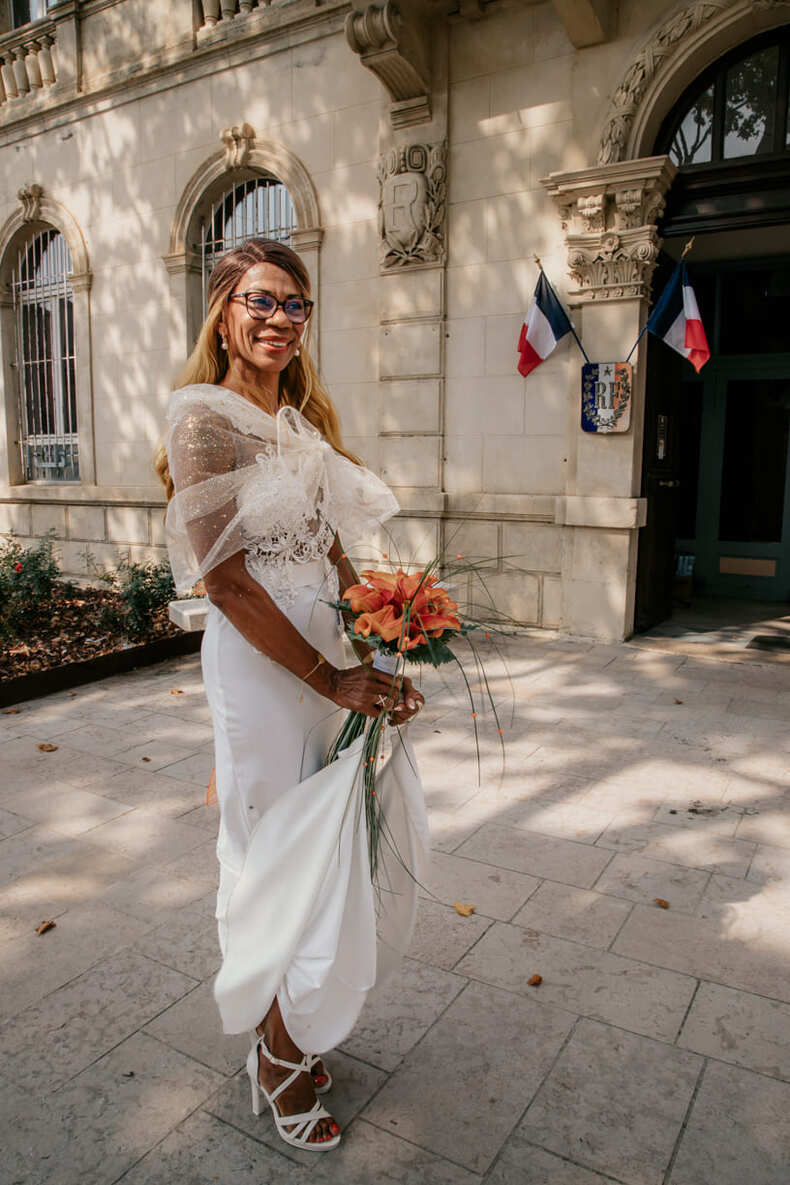 Séance photo de famille sur la plage de Ayguades à Gruissan, Aude, Occitanie