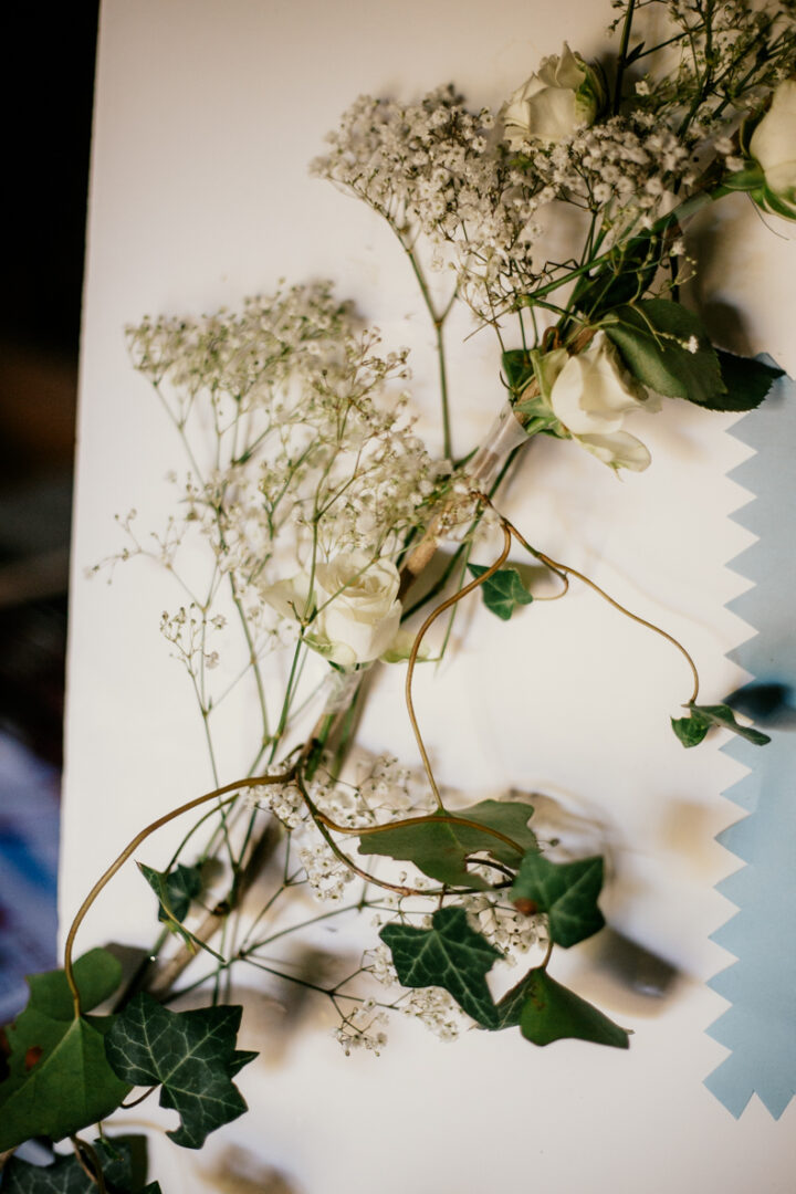 Photo prise par @sophiebacherephotos, fleurs d'un bapteme