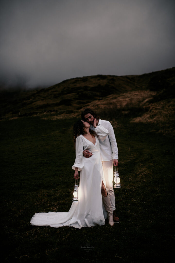 Photo prise par @sophiebacherephotos d'un elopement au cirque de gavarnie