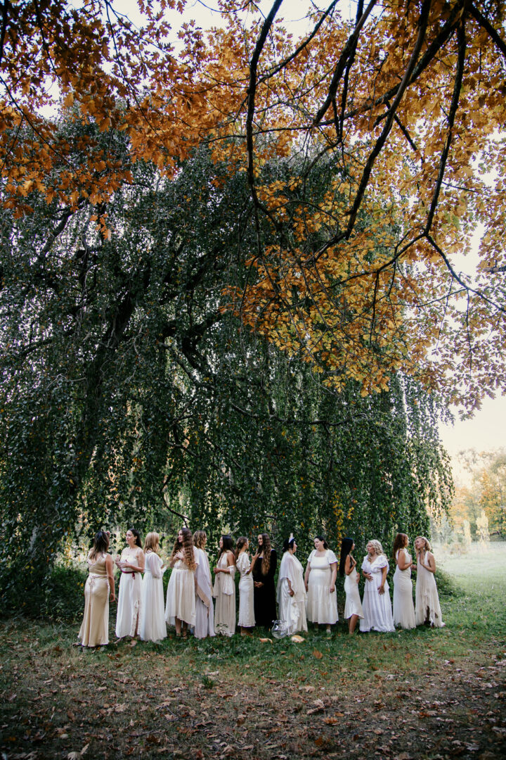 Séance photo de famille sur la plage de Ayguades à Gruissan, Aude, Occitanie