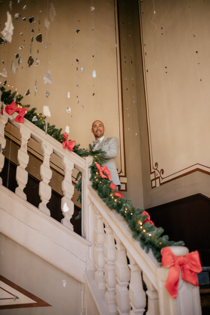Les Noces imaginaires Un voyage au coeur d'un faux mariage, pour un salon du mariage par ordinaire. 