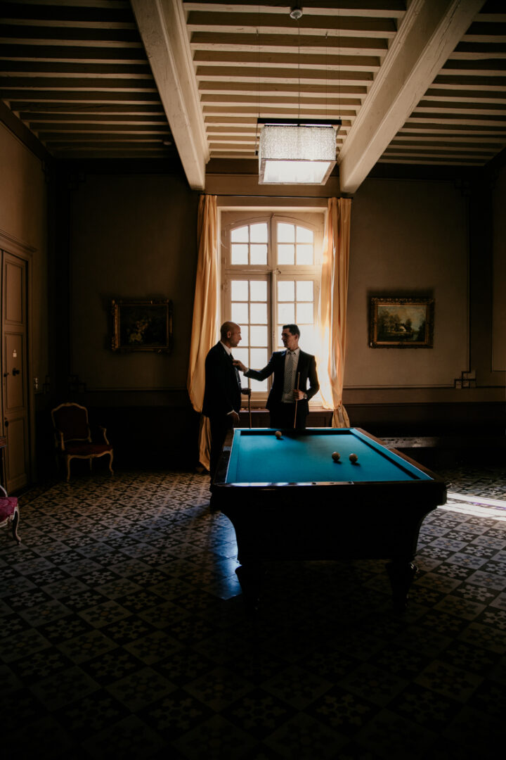 Salle du billard à l'étage du château l'Orangerie des Demoiselles