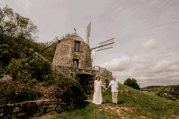 First look pour les jeunes mariés au Château L'Orangerie des Demoiselles